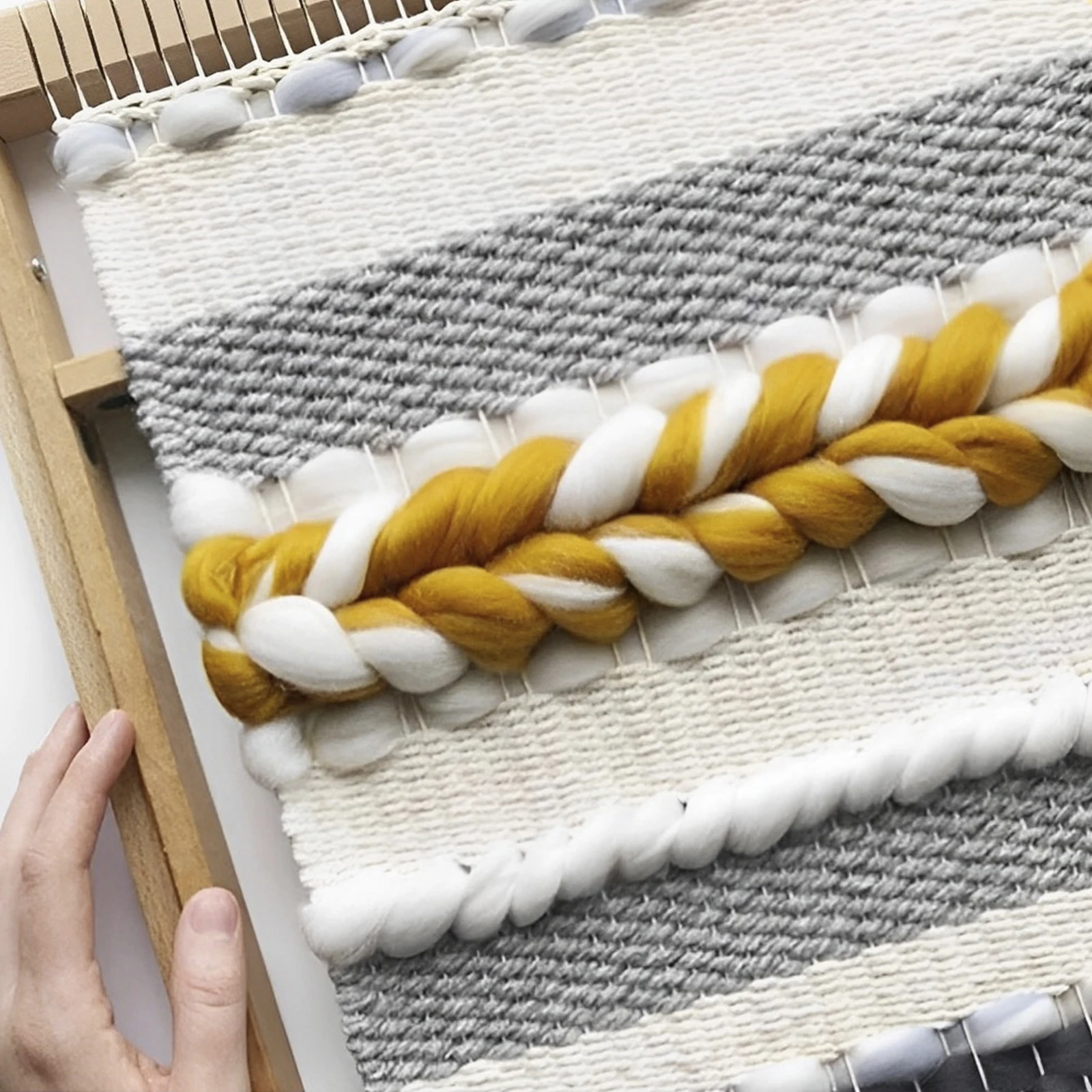 Thumbnail 3 - #3 Compare Yarn Winders Before You Buy