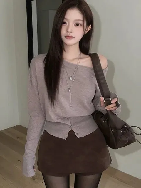 Fashionable Knitted Top Women's Elegant Slim Fit Shoulder Bared Open Slit Sleeve Mouth Autumn Winter Chic Style Polyester Fiber