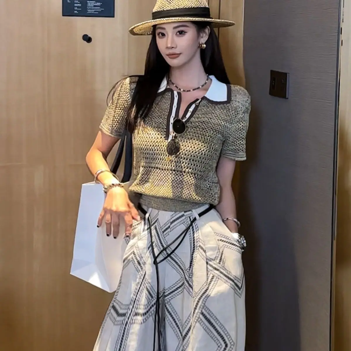 الكورية نمط قصيرة الأكمام متماسكة أعلى الصيف تفريغ الدانتيل تصميم بلوزة الفرنسية الأنيقة #2