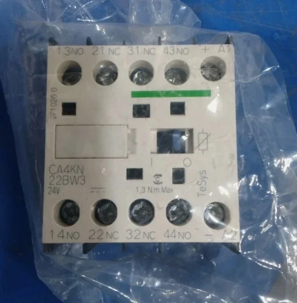 

Brand New DC Contactor Relay CA4KN22BW3 Coil Voltage 24V 2 Open 2 Close Fast Delivery