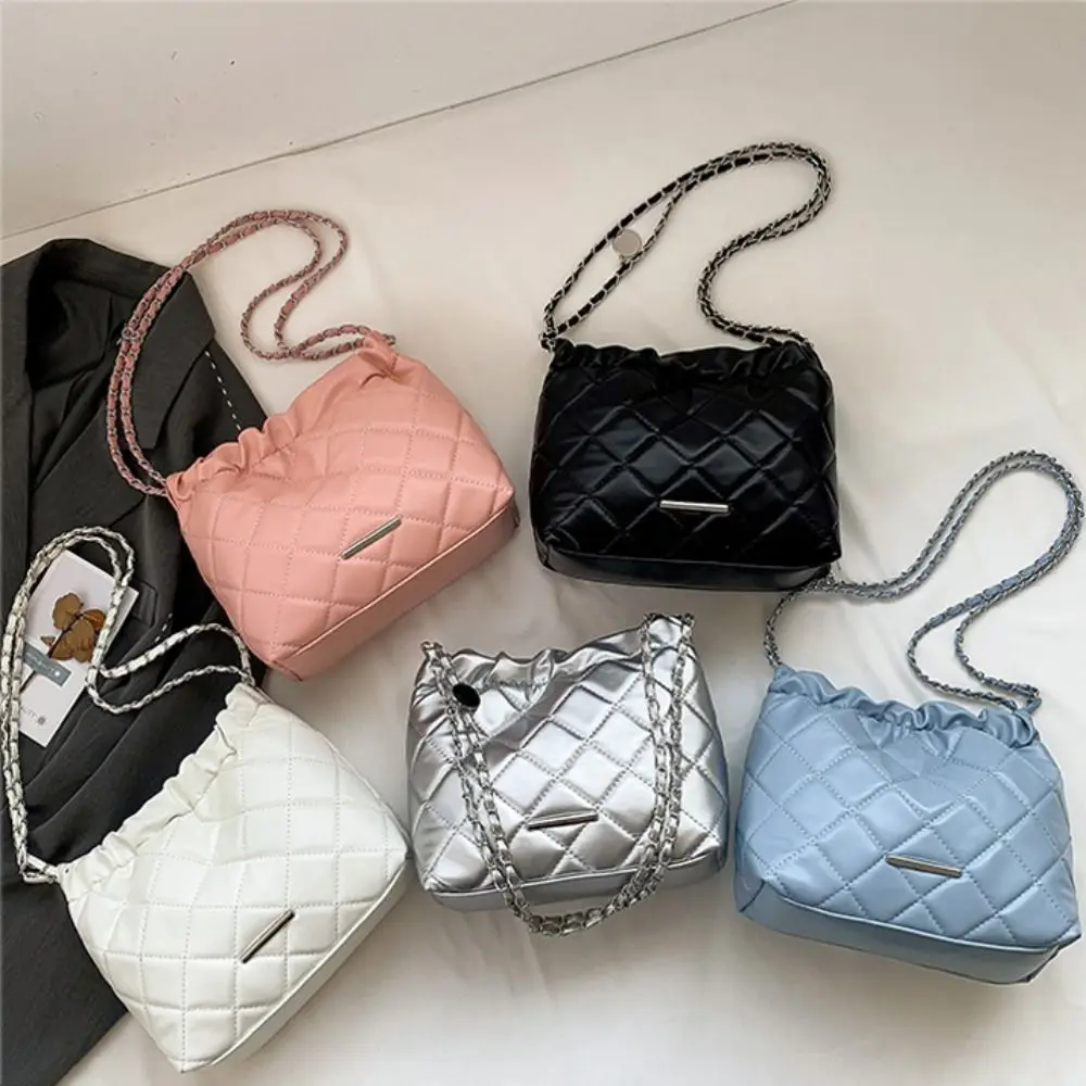 Bolso de cadena rómbica para mujer y niña, bolsa de cubo pequeña de cuero suave a la moda, bolso con cordón ligero