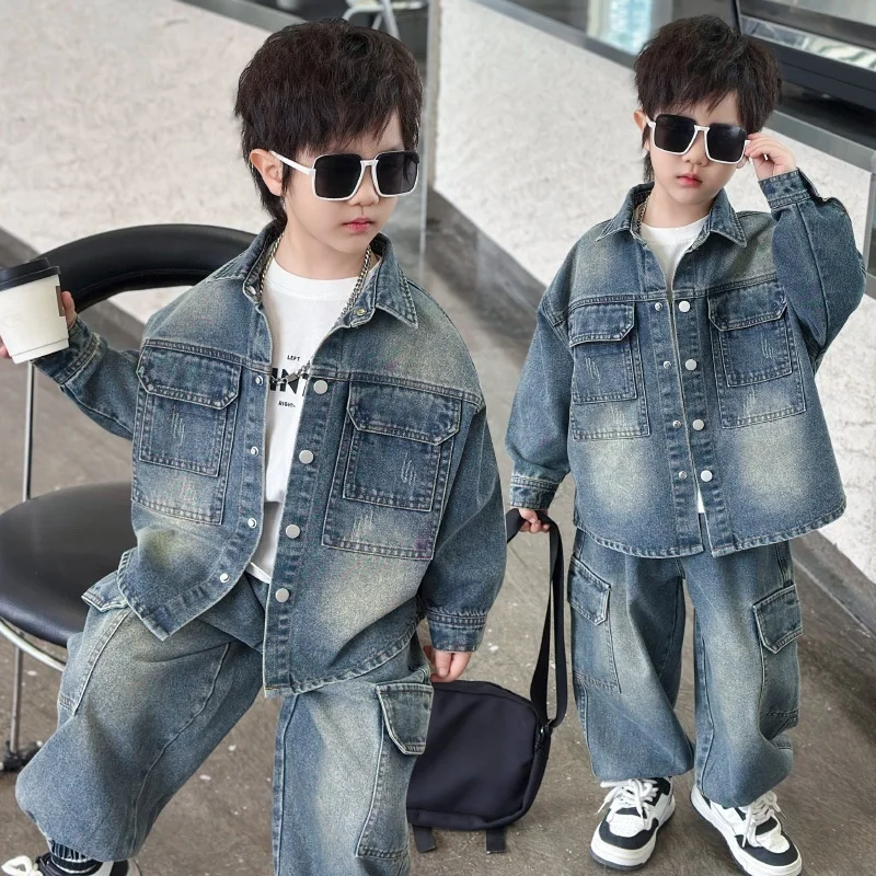 Edizione coreana primaverile e autunnale per bambini Nuovo set da cowboy blu 2025 Cool Hands Boys Loose Retro 2 pezzi/set