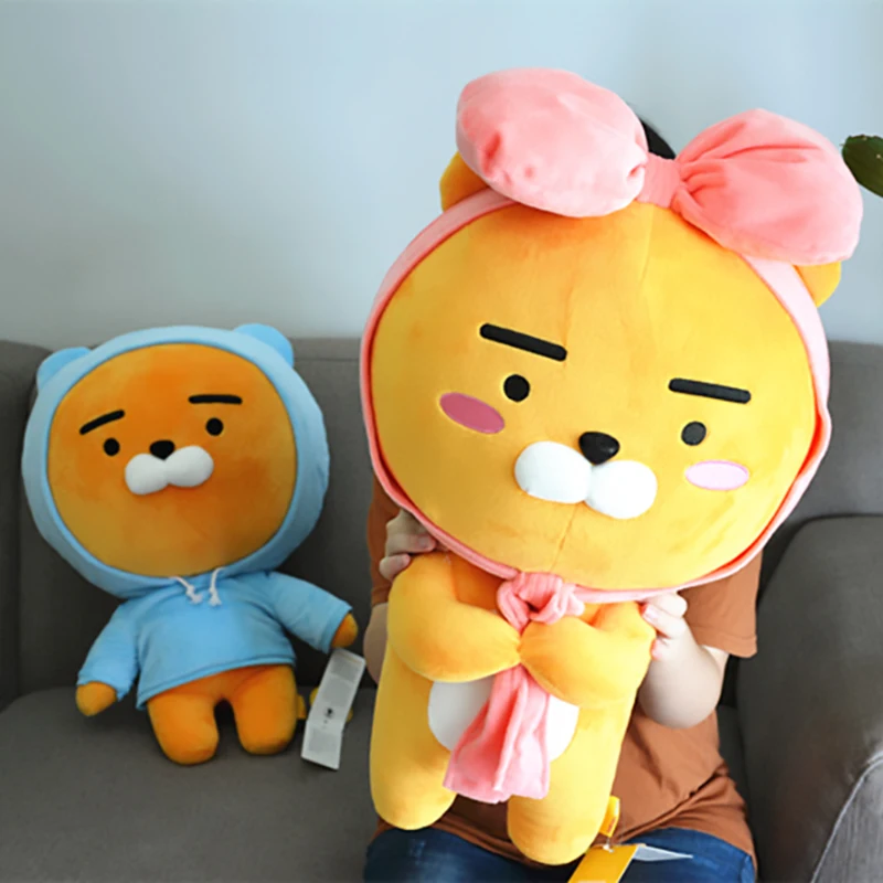 Queen Size Bowknot Ryan Plush Toy Kawaii Animal Stuffed Doll Soft Sofa Cushion Lovely Kakao Lion Room Decor Xmas Gift for Couple