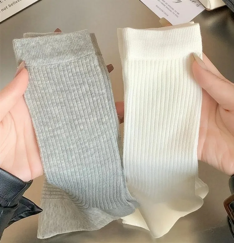 Damenmode-Socken, koreanische einfarbige, gestreifte Wadensocken, schlicht, für Frühling und Sommer, atmungsaktiv, bequem, Stapelsocken, mittelgroß bis klein – Detail 3