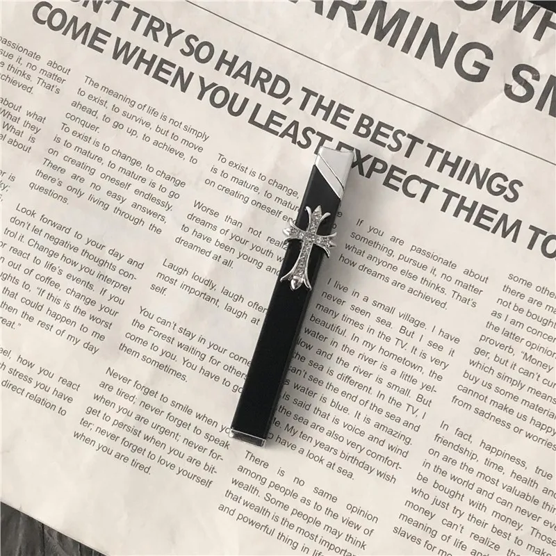 ولاعة حصرية قابلة للنفخ مصنوعة يدويًا - جمالية على Instagram Trend، خفيفة محمولة فاخرة، هدية أصلية للزوجين لصديقها