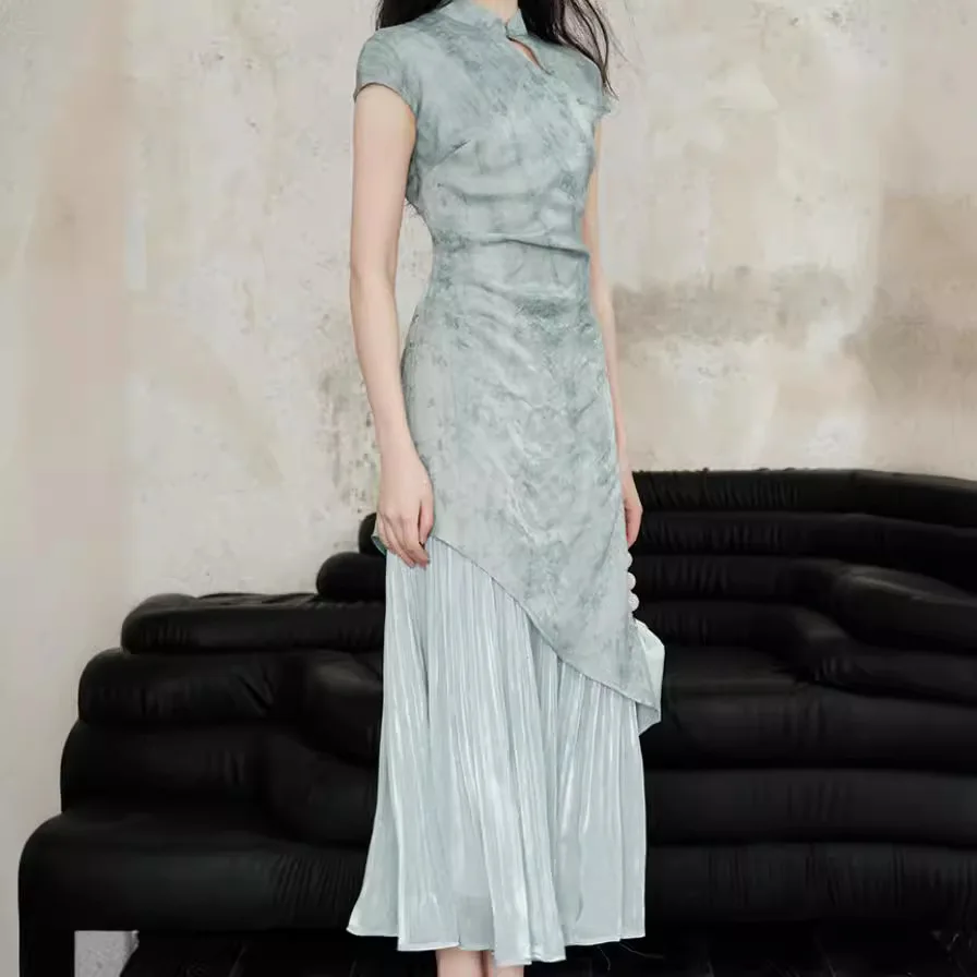 

2025 New Chinese Style Viscose Tie-Dye Jacquard Qipao Dress Women Elegant Slim Fit Comfortable Unique National Fashion Trendy