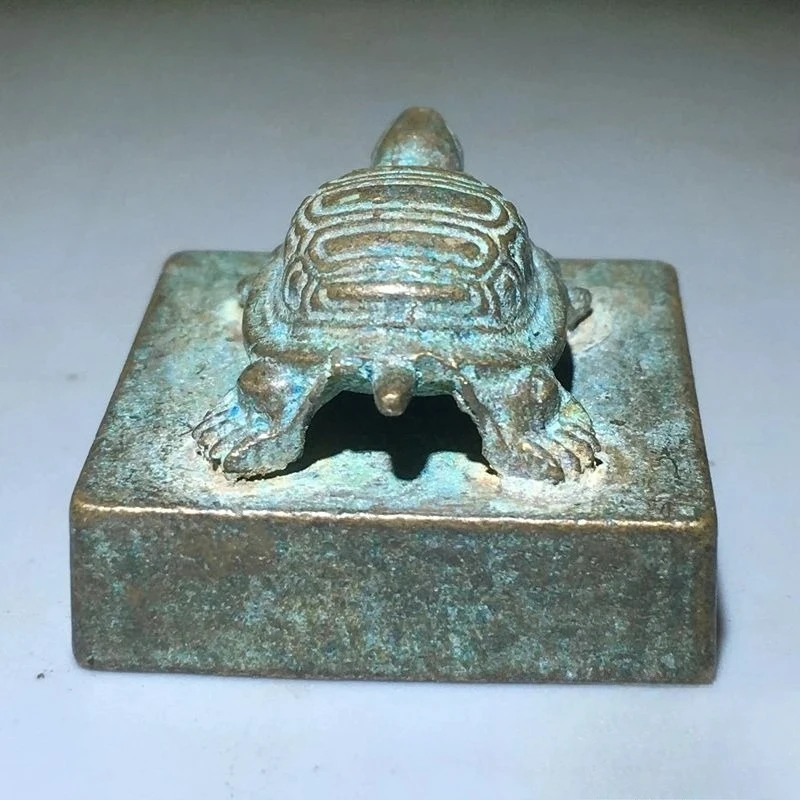 Antique Bronze Turtle Seal Western Xia Script Seal Mini Longevity Turtle Seal Ornament Home and Office Desk Decorative Craft