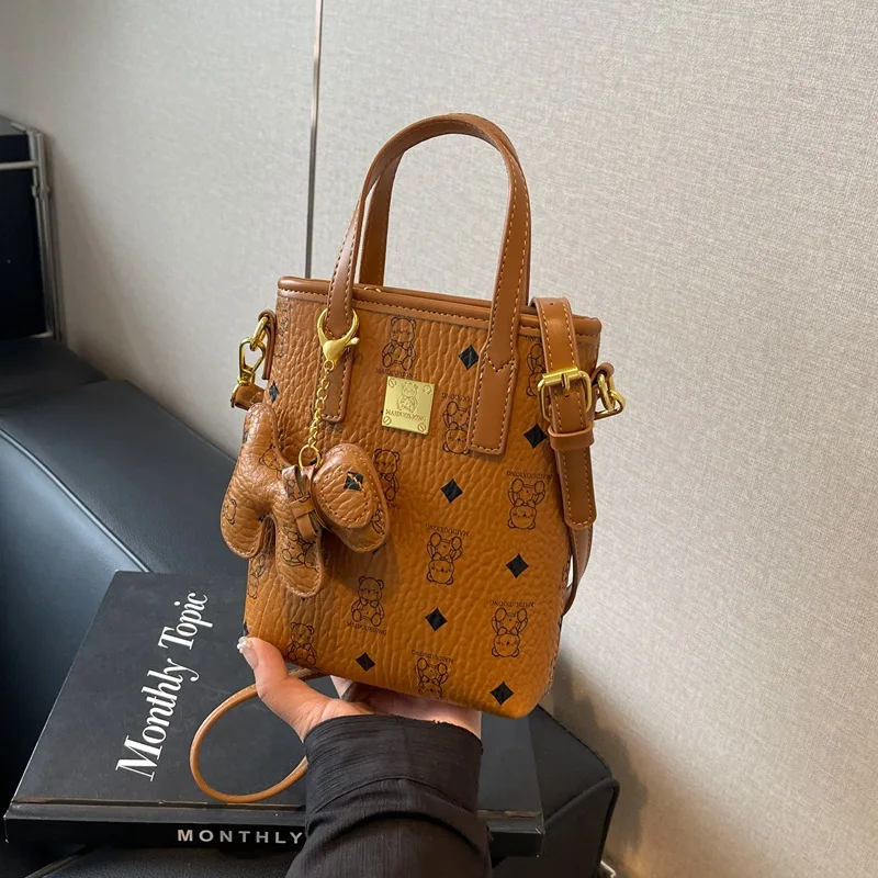 

Модная сумка-ведро для телефона 2025 года, женская роскошная сумка через плечо с монограммой, винтажная сумка через плечо «день-ночь», повседневная сумка-слинг, минималистский стиль