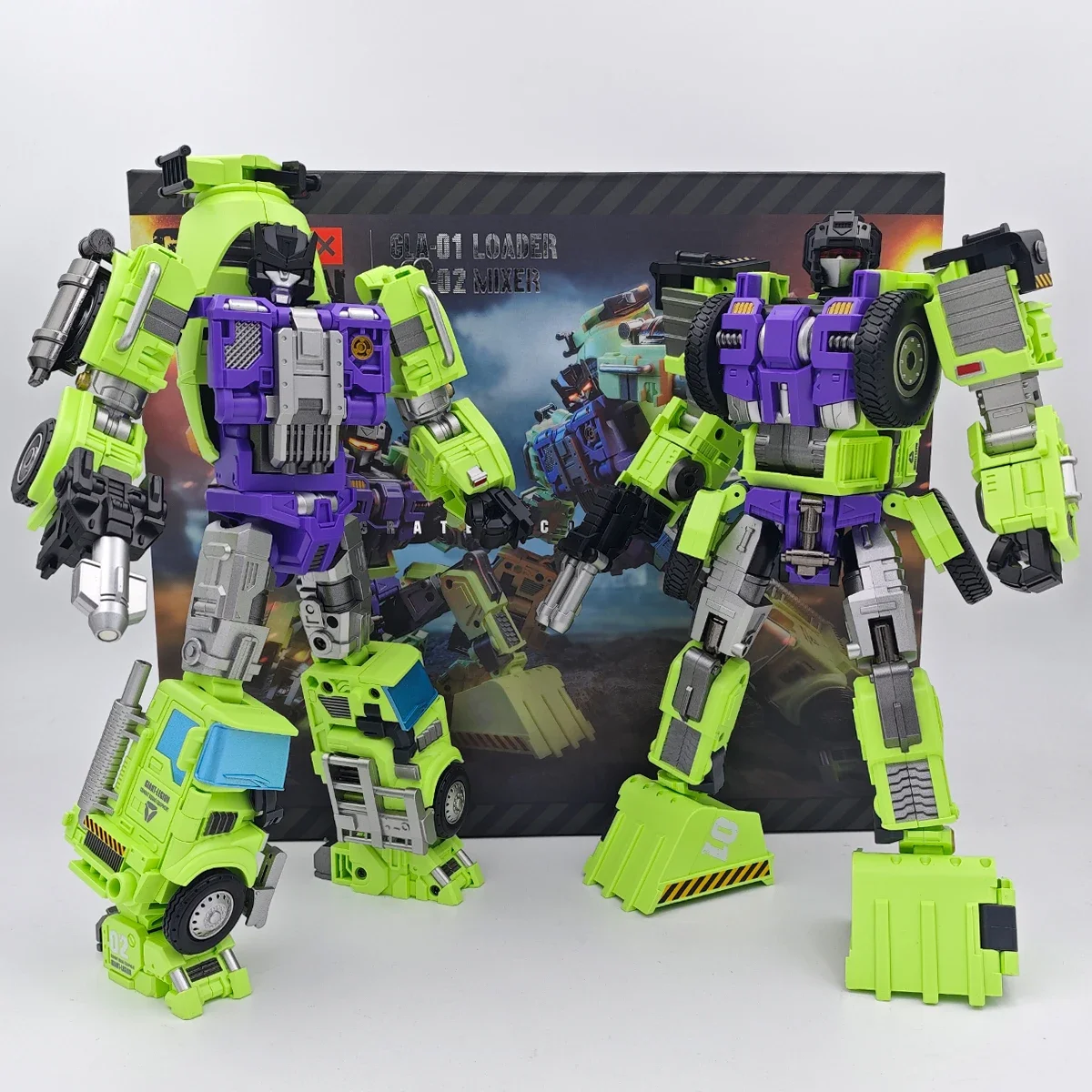 [Available in Mar/Apr] Mecha Invasion GLA-01 GLA-02 22cm GIANT LEGION Devastator Transformation Scrapper Mixmaster Action Figure