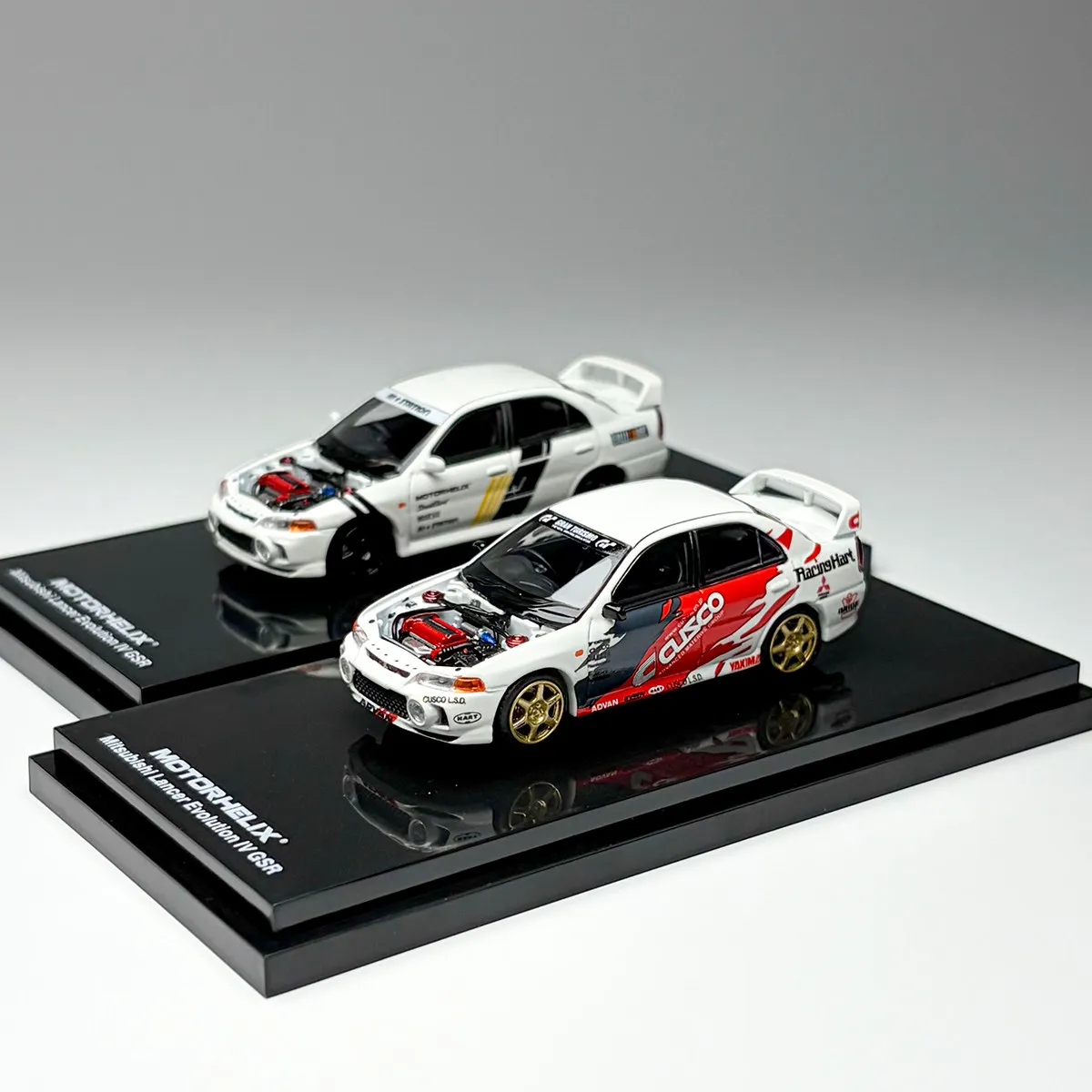 Modèle de voiture miniature en alliage moulé sous pression Mitsubishi EVO Lancer Evolution IV GSR à l'échelle 1:64, jouets classiques, cadeaux pour adultes, souvenir, exposition statique