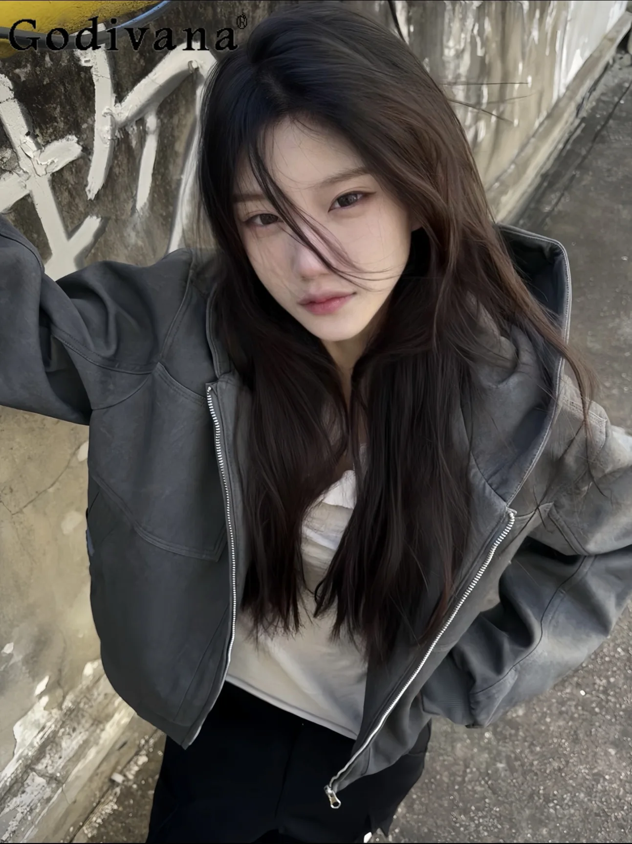 

High Street Vintage Jacket Women's Spring 2025 New Korean Wear Student Thin Daily Commuter Hooded Sweater Jacket