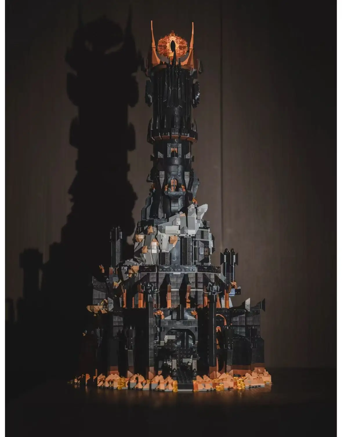 2025 neue 10333 Schwarz Turm Dark Modell Bausteine Kit Ziegel Kreative MOC Spielzeug für Jungen Erwachsene Geburtstag Geschenke 5471 stücke
