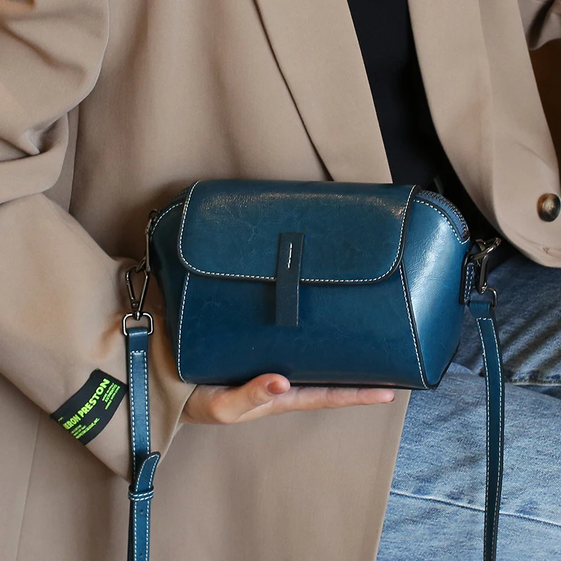 Oil Wax Cowhide Genuine Leather shoulder Crossbody Small Bag for Woman Fashion Versatile Shell bag Lady Casual Phone Bag image 3