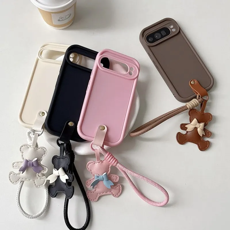 Bow Bear Lanyard Ph…