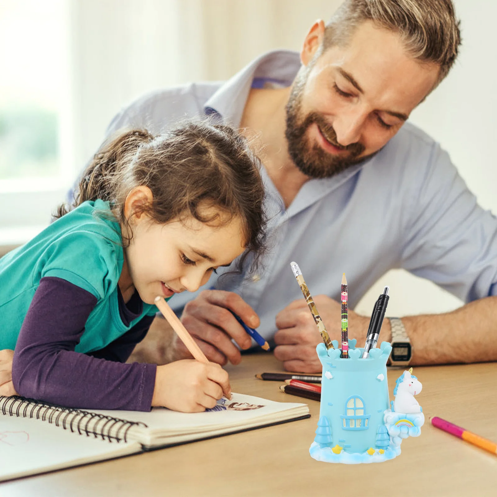 

Stylish Resin Holder Desktop Storage Organizer Home Office Decor Eco-Friendly Stationery Container Pen Basket