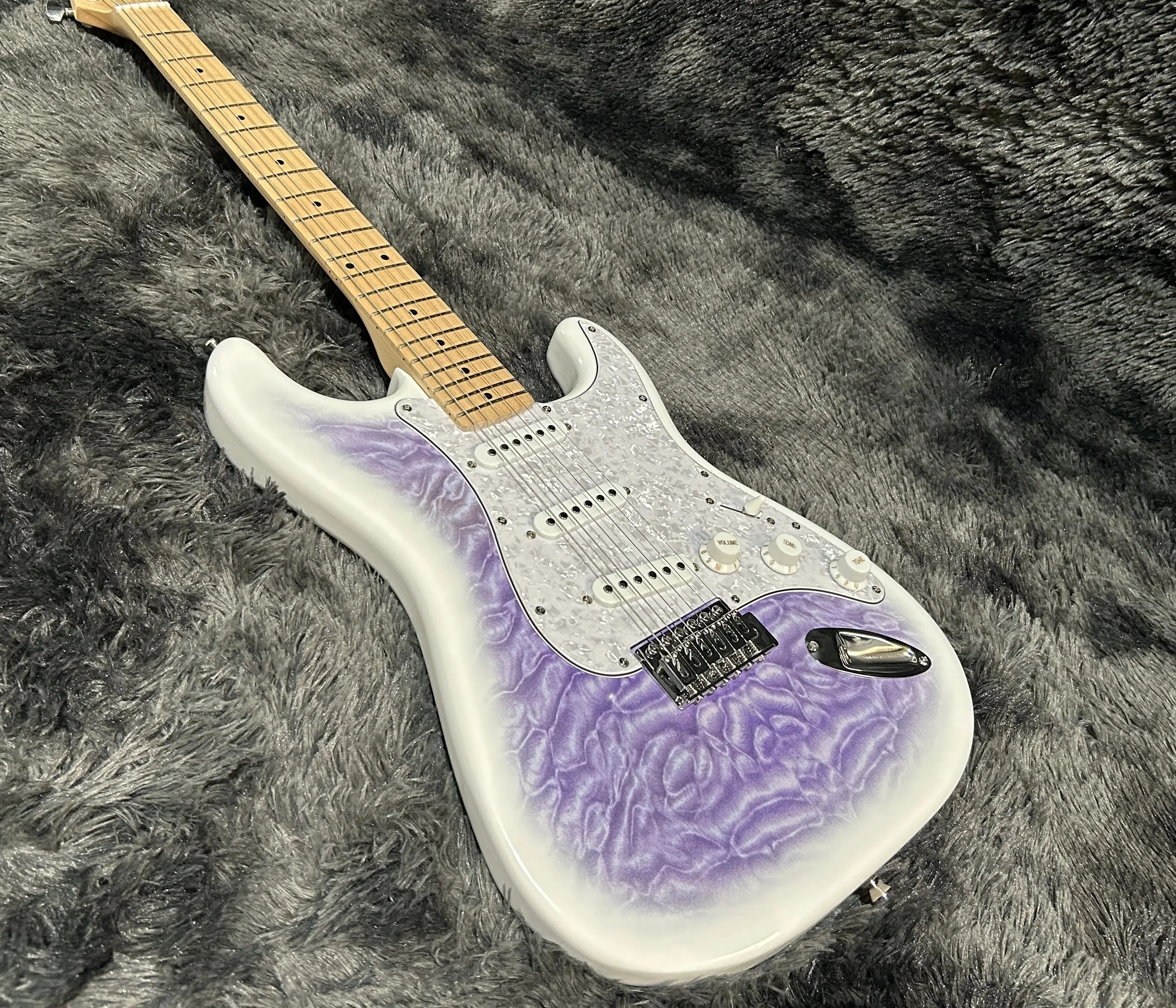 2026 Gleeson  Guitars White&Purple Version  Body Maple Fretboard