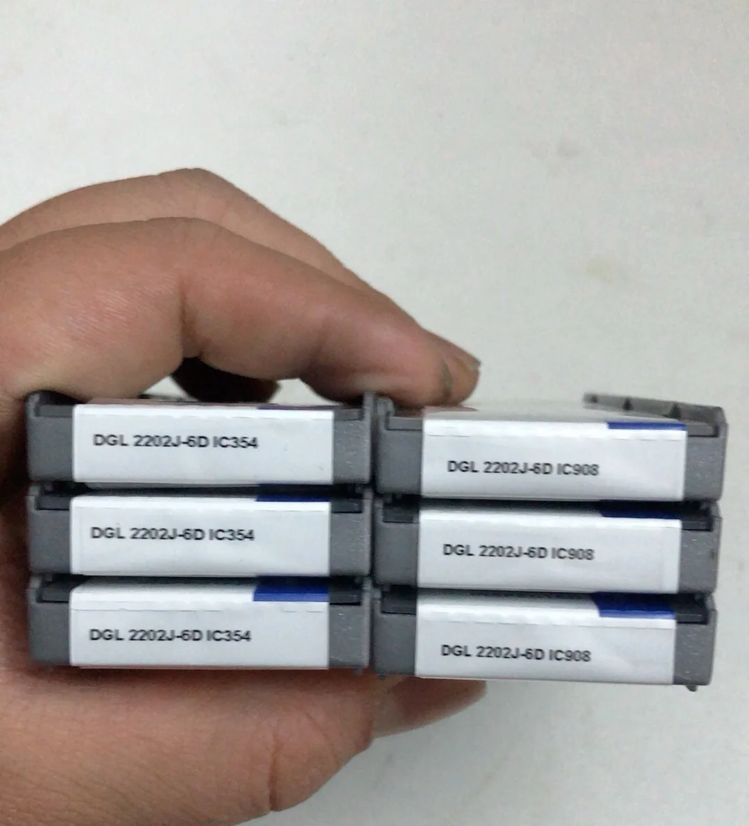 

Hard alloy cutting blades DGL2202J-6D IC354