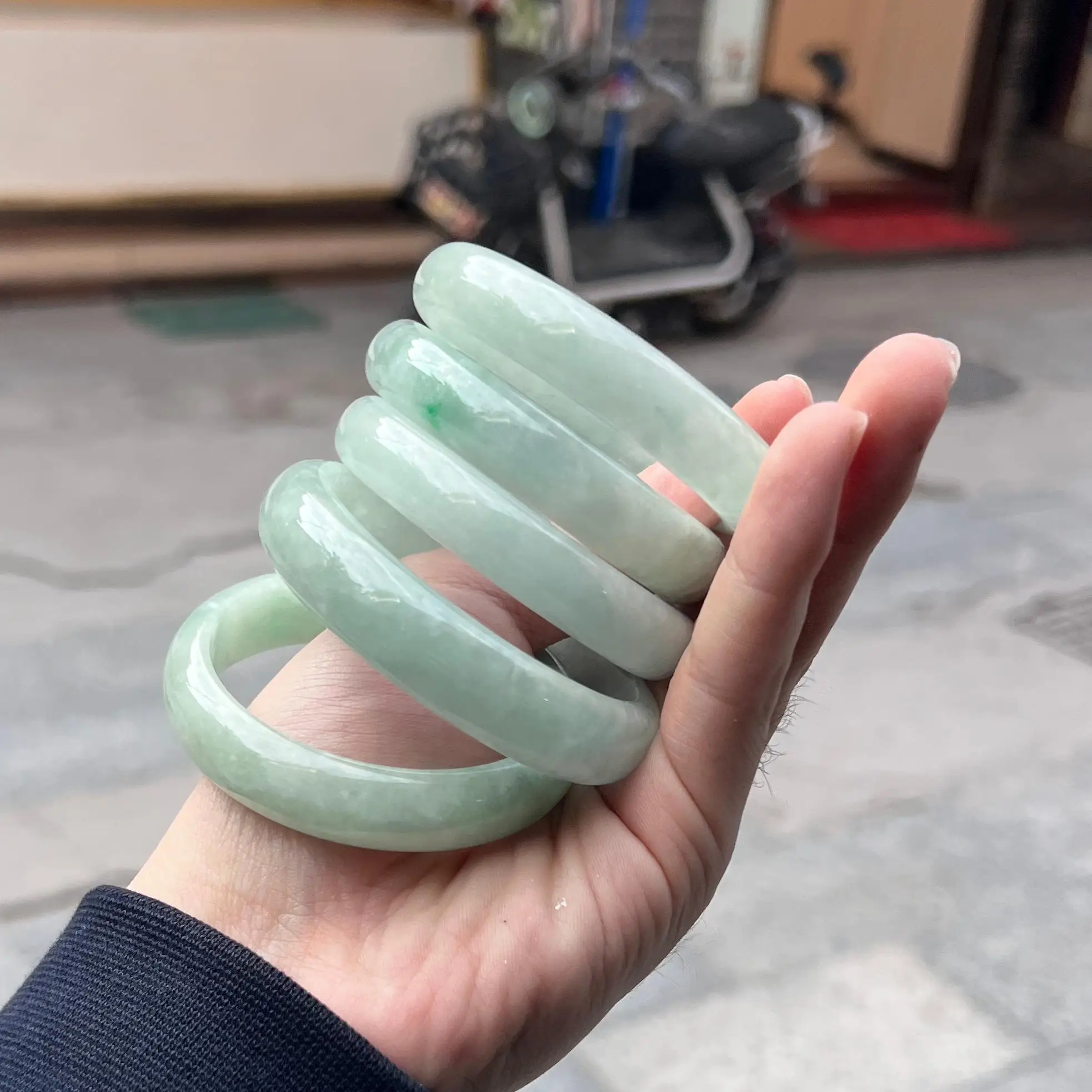 

Natural Jade Bangl Myanmar Jade Bracelet Jade Bangle Jadeite 54~60mm Jasper Bangles Fit Adult Women Hand Jewelry For Mother Gift