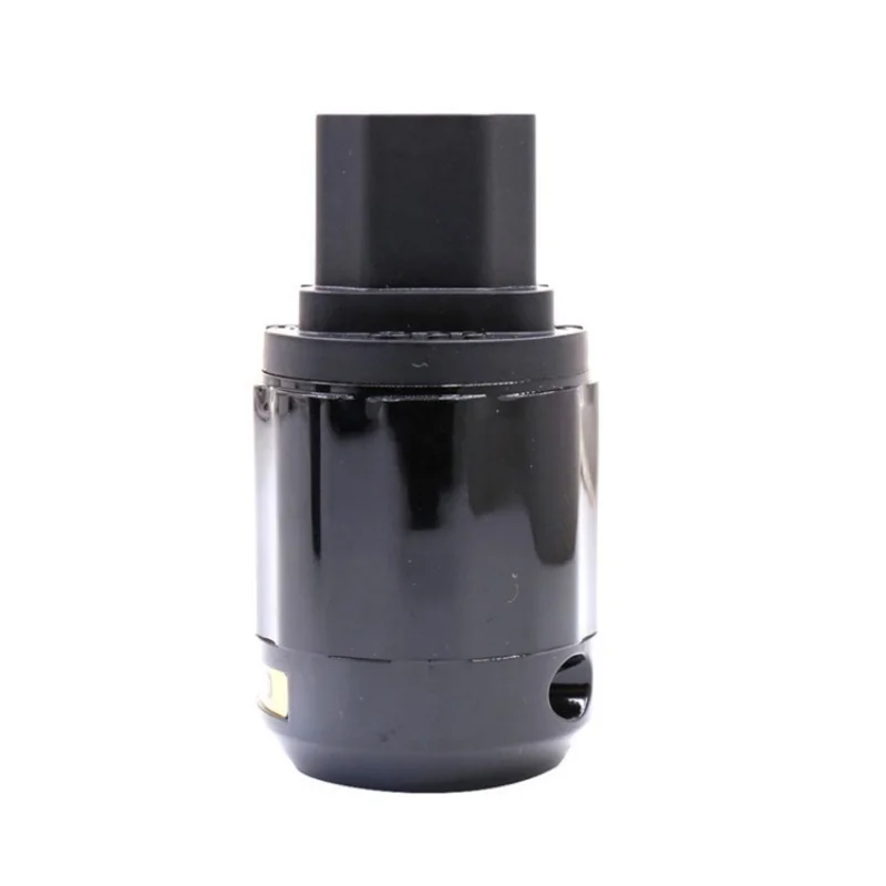 QINCROWN Oyaide P-029E/C-029 One Pair Gold Plated  Schuko Eu Power Plug HIFI Audio IEC Female Connector