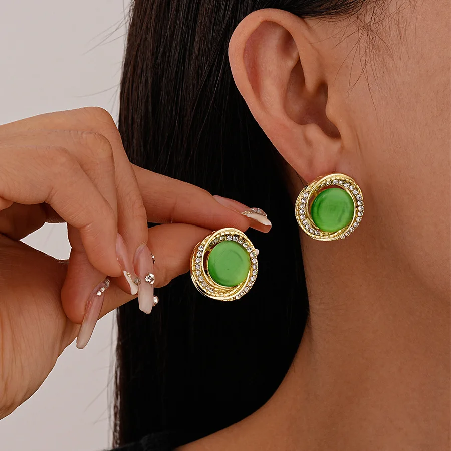 Retro Small Opal Diamond Vortex Round Silver Needle Earrings French Simple Light Luxury Temperament Premium Earrings Women