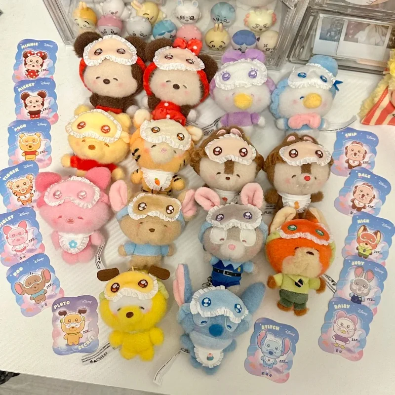 

Подлинная серия одежды для сна Disney Squinting, слепая коробка, Микки Минни Джуди, аниме-фигурка, сумка, кулон, кукла, загадочная коробка, подарки для девочек