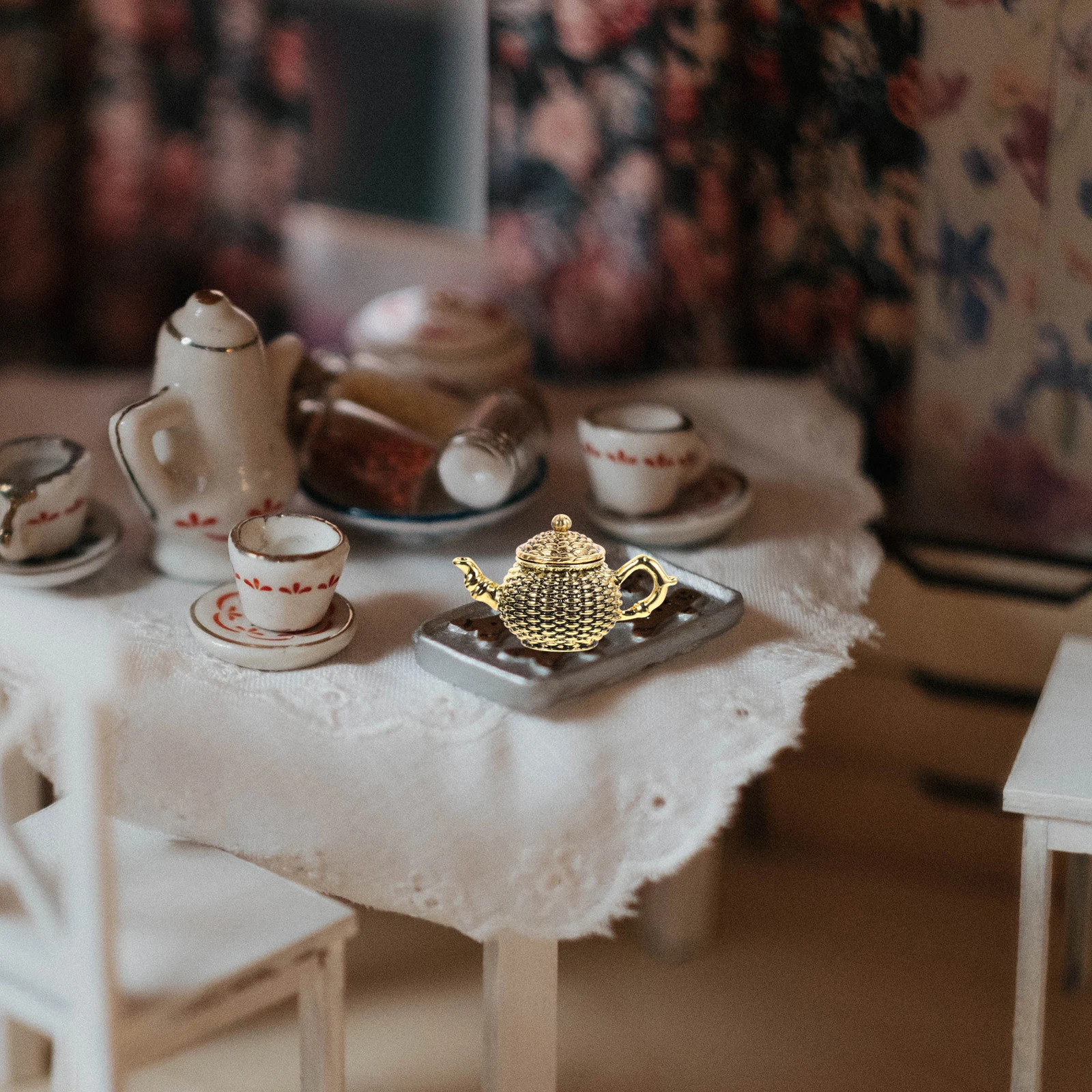 

6pcs Zinc Alloy Mini Tea Pot Set Desktop Ornament Playhouse Teapot Accessories Miniature Decorative Plant Pot For Home Garden