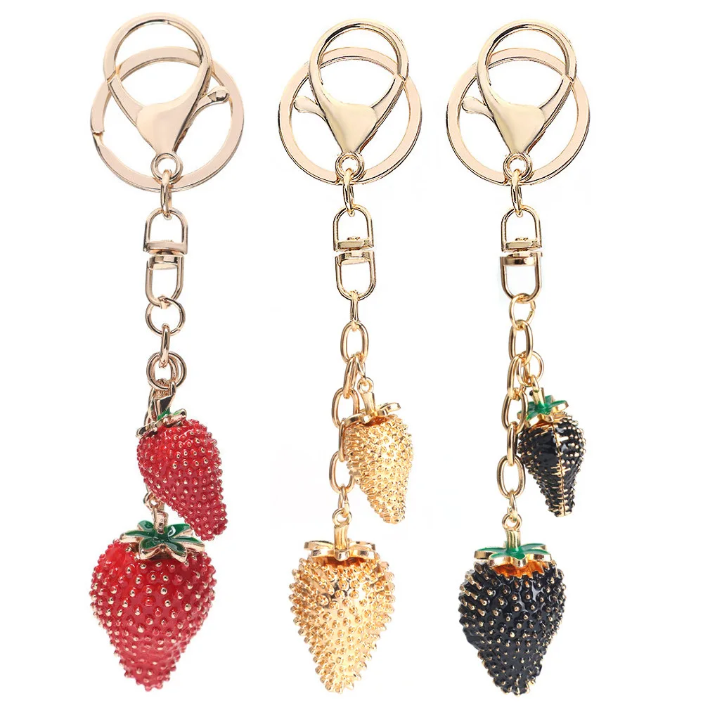 Fashionable strawberry keychain, fruit keychain, car keychain, three-dimensional alloy keychain, bag pendant