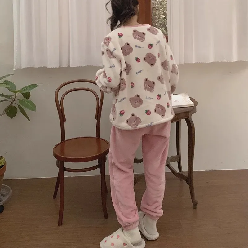 Thickened Warm Winter Pajamas O-Neck Long Sleeve Cartoon Bear Sleepwear Flannel Big Size Sleepwear Coral Velvet Two-Piece Set 3