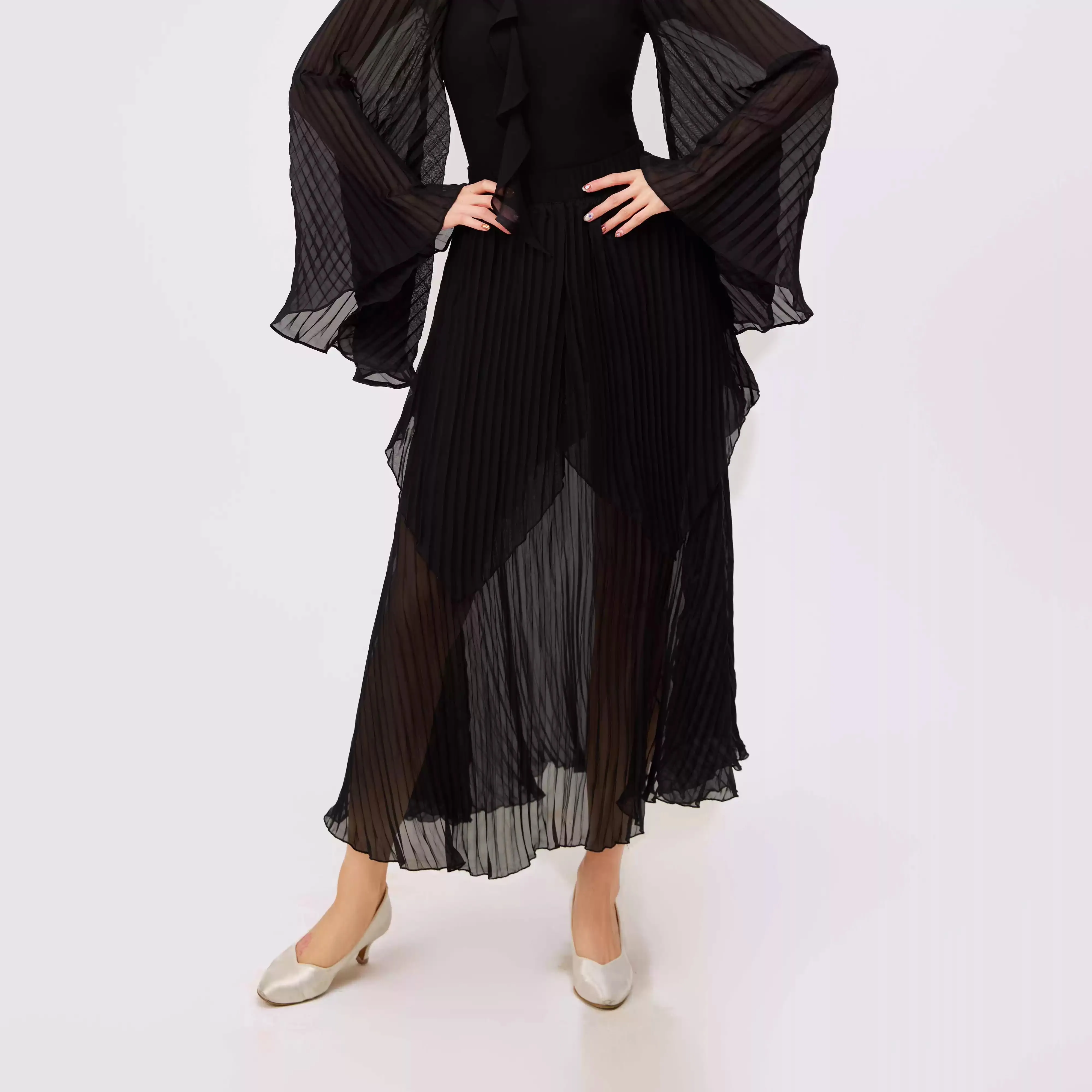 2025 Nuovi abiti da ballo moderni Costumi da spettacolo di valzer Grande gonna a rete altalena Abito da ballo da sala Pratica da indossare DN21918