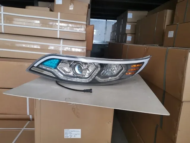 Bus Parts Comil Bus Light LED Headlight HC-B-1601-3