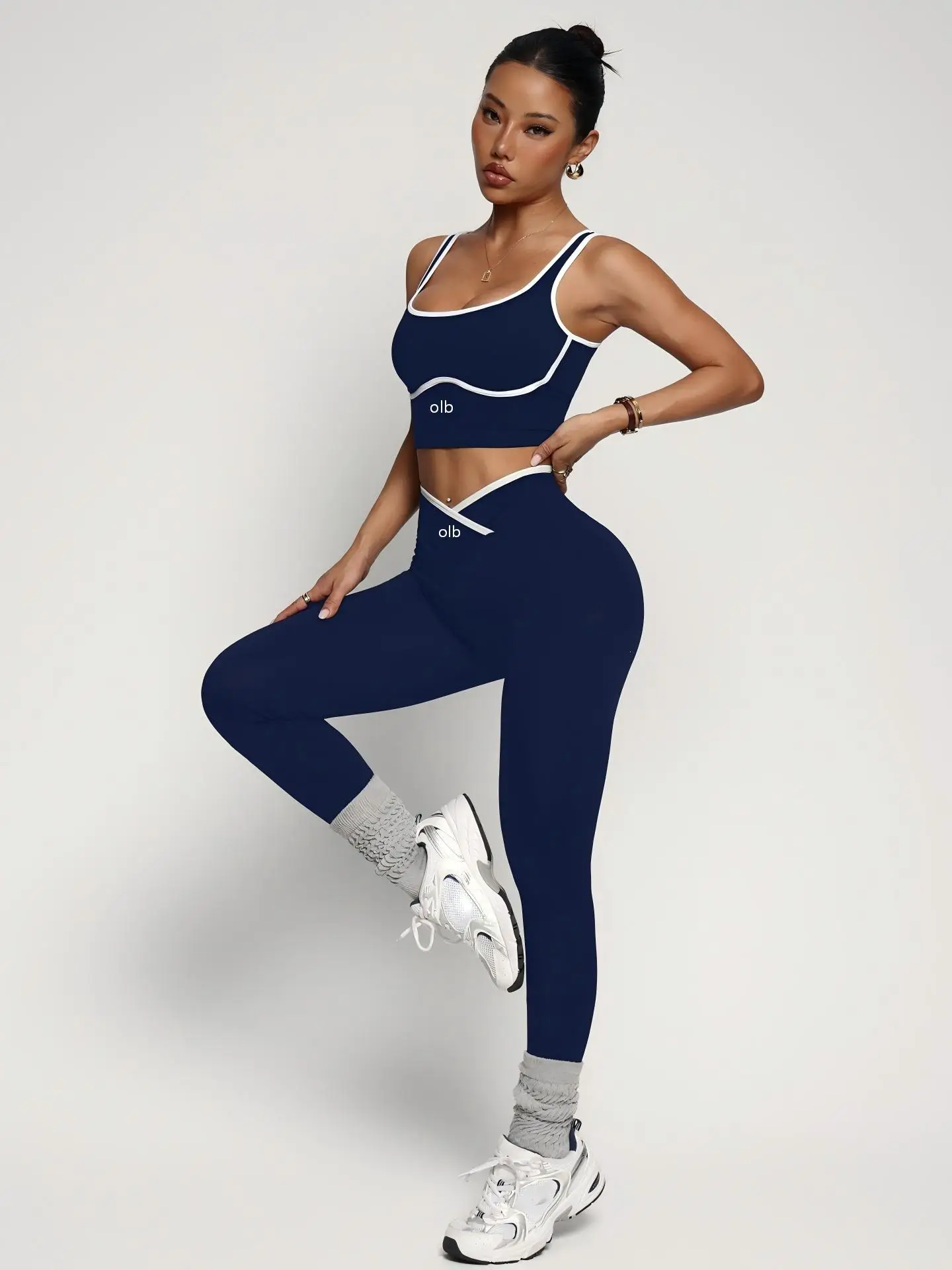 Новый спортивный костюм из 2 п – обзор и цена Yoga Fitness Kit