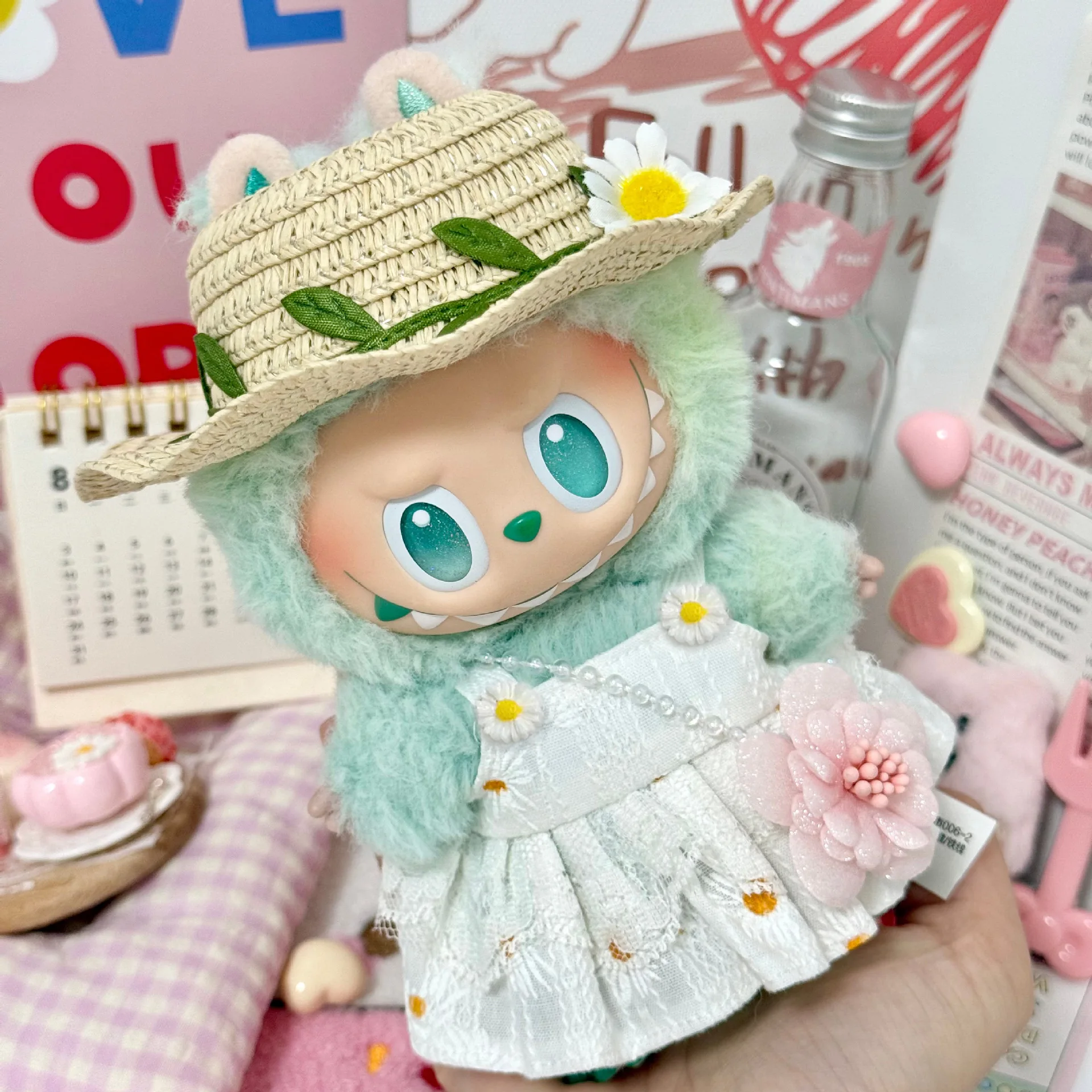 

2025 The New Hot-selling Labubu 3.0 Clothes Little Daisy White Dress with Straw Hat Flower Shape Bag Exquisite and Cute