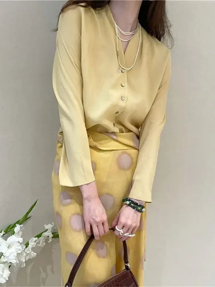 Blouse for Ladies 2024 New Spring Silk V-Neck Single-Breasted Solid Color Office Wear Long Sleeve Shirt