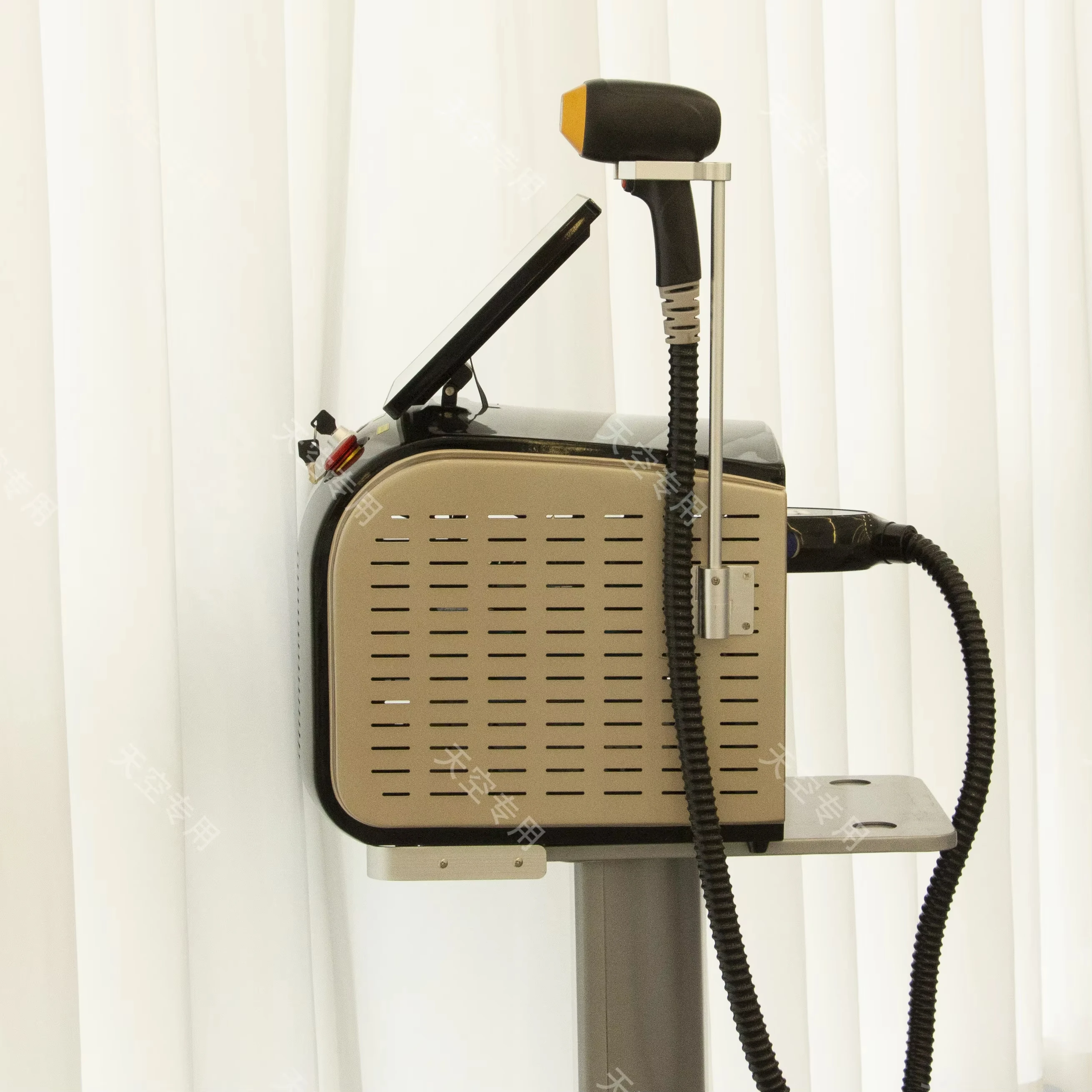 2025 New Professional Ice Titanium Laser Hair Removal Device Portable Home Permanent Hair Removal Equipment