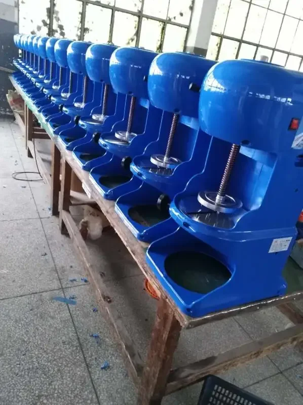 Rasoio per ghiaccio/macchina per ghiaccio rasato completamente automatica con fiocchi di neve