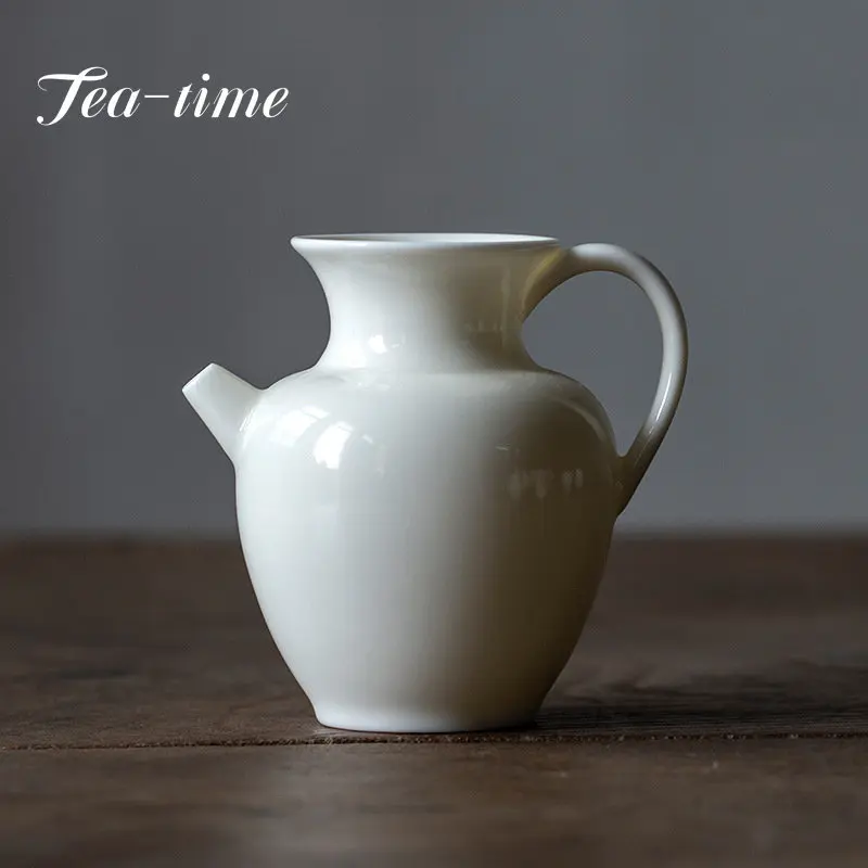 220ml Imitation Song Ceramic Melon Edge Holding Pot Apricot White Hand Holding Fair Cup Justice Cup Divide Tea Chahai Vase Pot