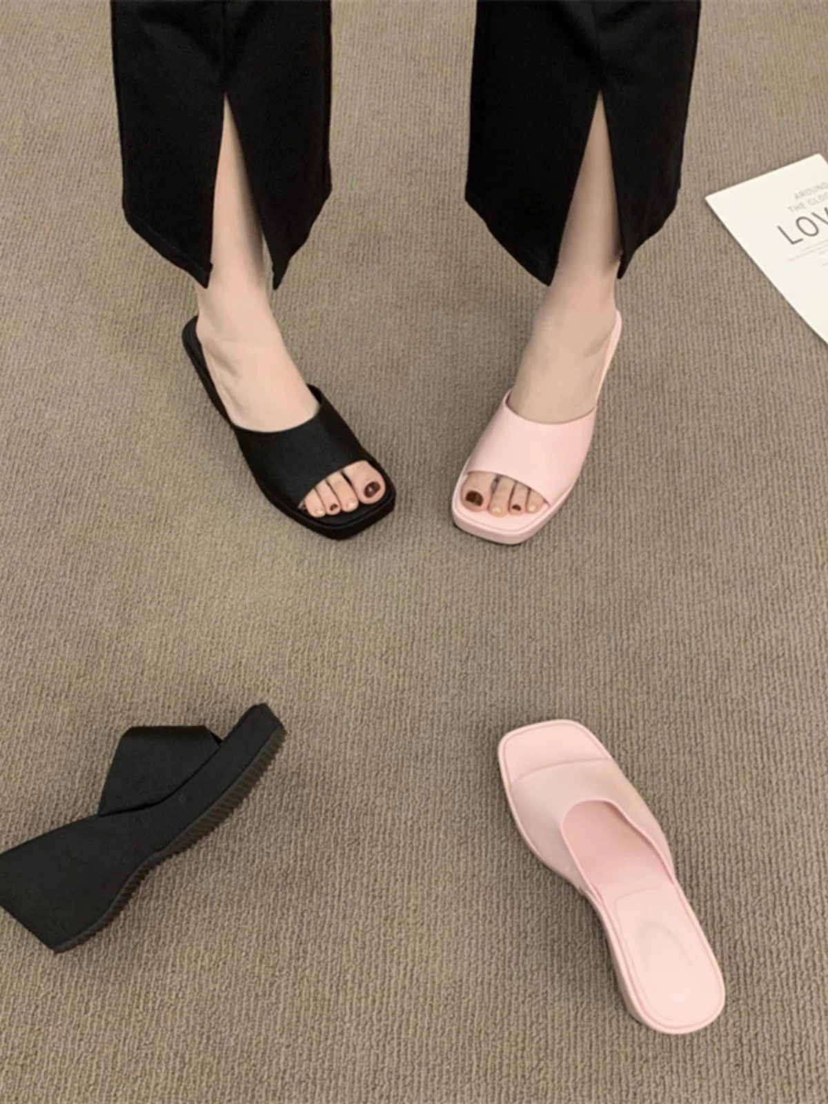 

Women's Thick-Soled Slippers - Black High-End Beach Platform Heel Slide-On Sandals for Outdoor Wear"