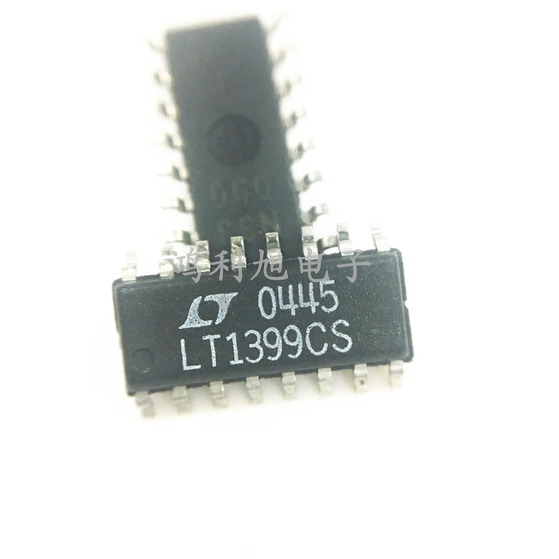 10PCS/Lot LT1399CS Op Amp Triple High Speed Amplifier ±6V/12V Automotive 16-Pin SOIC N Tube