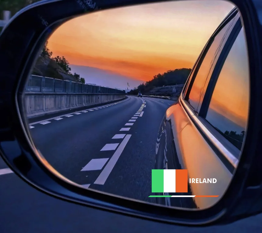 A Pair of Irish Flag Car Stickers, Including Logo Emblems and Decorative Decals, Compatible with Any Vehicle