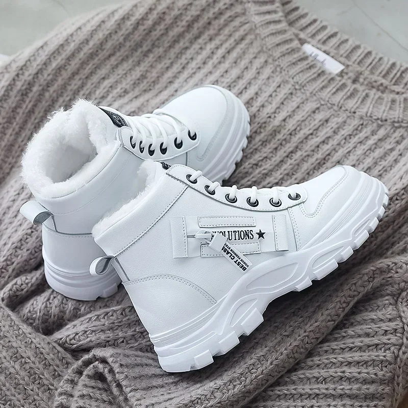 Designer Sneakers for Women Casual High Top Shoes Womens 2023 Winter Plush Lined Warm Shoes Thick Lace-up Sports Shoes Size 43