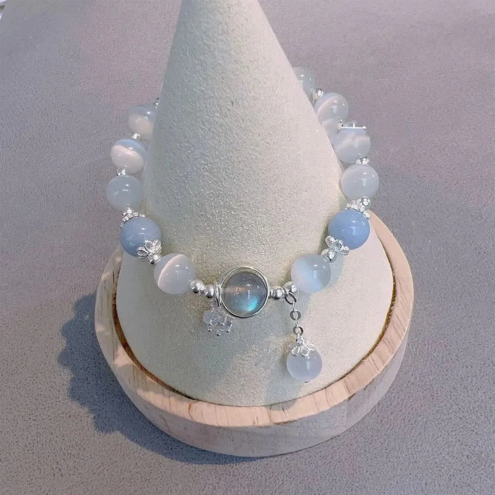 Gray Moonstone Beaded Bracelet with Crystal Star Pendant Healing Crystal Jewelry for Women Daily Wear Gift for Friends