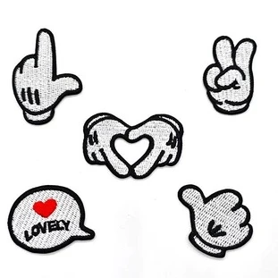Parches bordados con letras de Mickey de Disney, ideales para mochilas, pegatinas y parches de anime para ropa de niños.