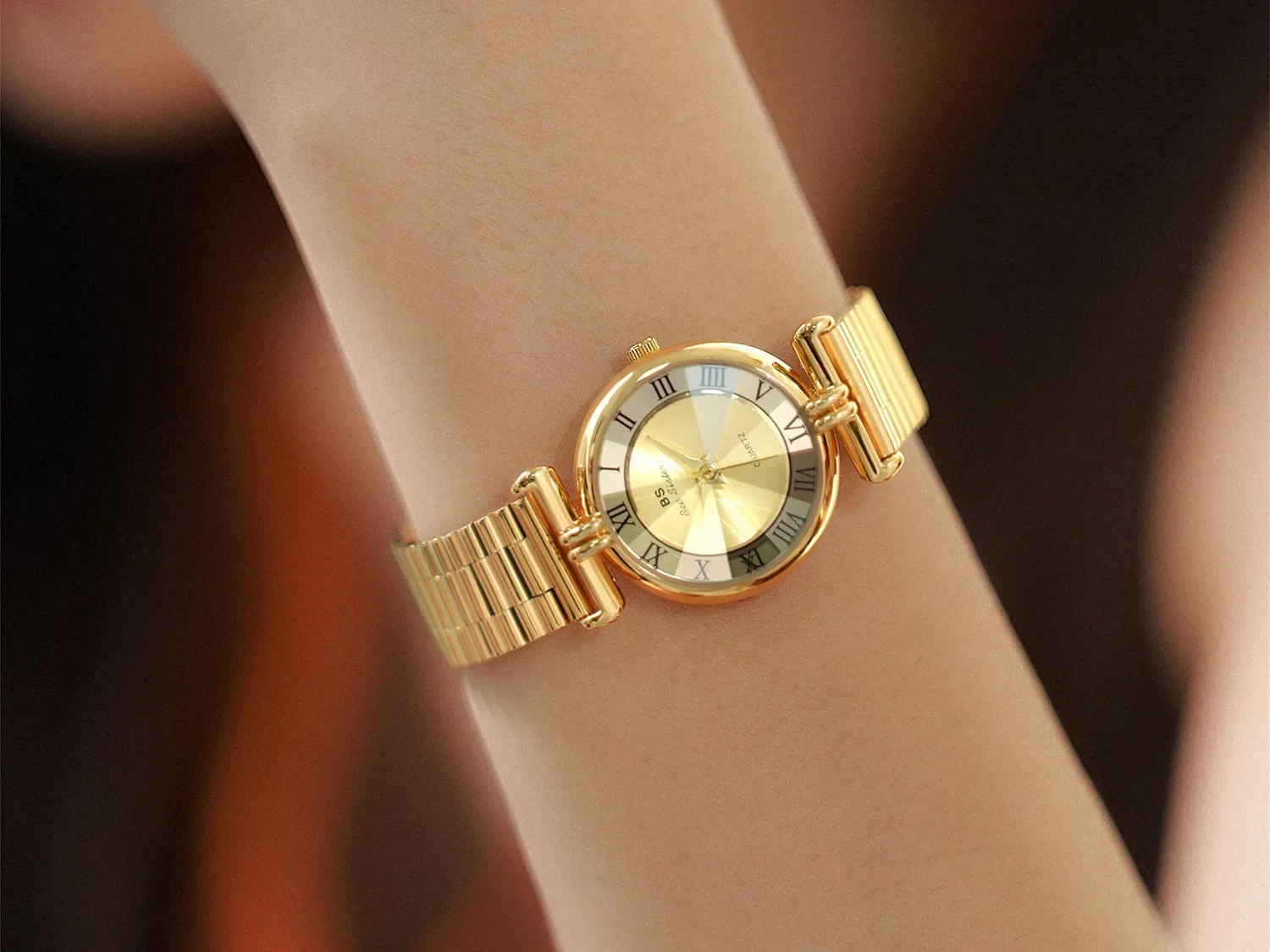 Classic Quartz Watch for Women Elegant Roman Numerals Dial Orologio Luxury Black Gold Sliver Clock Ladies Fashion New Wristwatch