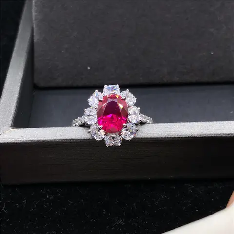 Fabuloso 2CT Oval Forma Rubi Diamante Anel De Noivado Mulheres 18K Ouro Branco Popular Casamento Aniversário Dia Presente Bela Caixa