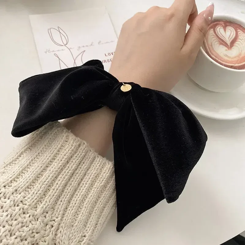 New Vintage Velvet Bow Scrunchie Rabbit Knot Hair Rope Ribbon Elastic Ponytail Holder Hair Tie Solid Hair Accessories Winter