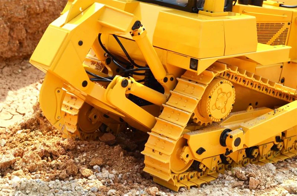 Yellow Loader Track For RC Hydraulic Engineering Vehicle Bulldozer Model Metal Accessories