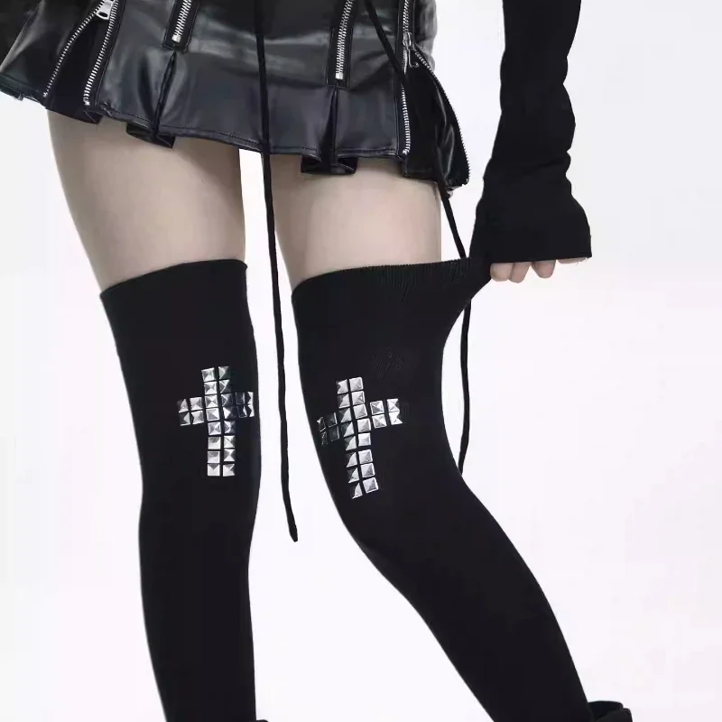 IUM Y2K Subculture Gothic Style Cross Over Knee Socks Punk Style Rivet Hot Drill Street Fashion Stockings Summer Women's Socks