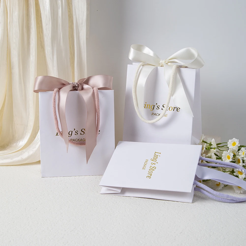 50/100 шт. персонализированная белая сумка с бумажной ручкой для ювелирных изделий 15,5x13,5x7,5 см косметические свадебные сувениры подарочная упаковка бутик мешок для часов