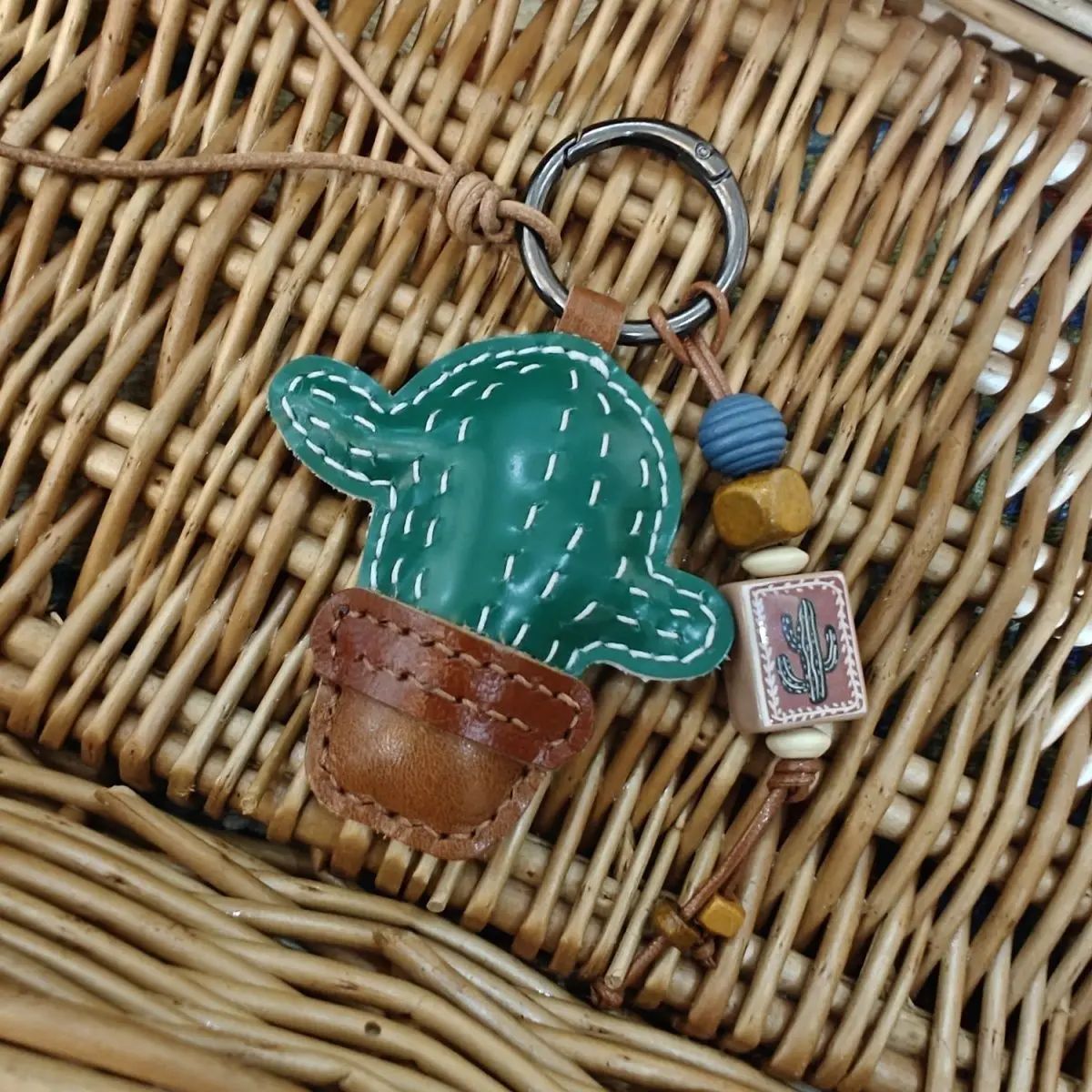 

Коровья кожа, сумка в форме цветка кактуса, очаровательная веревка, женские сумки с цветами, аксессуары, брелок с подвеской, ручная веревка, подарок, украшение для дома