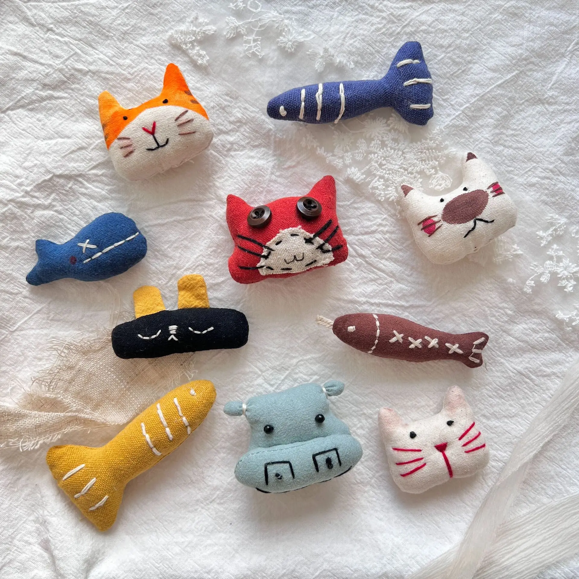Cotton Linen Stuffed Small Animal Fabric Brooch for DIY Shoes Hat Bag Decoration Exquisite Accessory